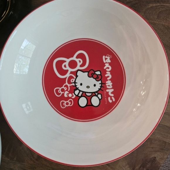 Hello Kitty Other - Hello Kitty 3pc Red and White Dinnerware Plate